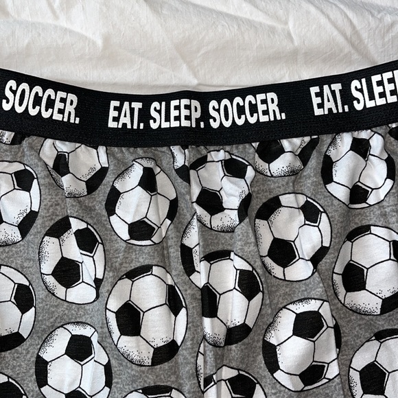 Men’s Soccer Boxers Large - Picture 2 of 8